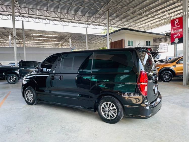 Hyundai H-1  2019 2.5 Elite Plus Van ดีเซล ไม่ติดแก๊ส เกียร์อัตโนมัติ ดำ รูปที่ 3