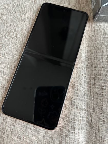 Samsung Galaxy Z Flip4 รูปที่ 7