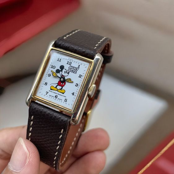Bradley Tank Mickey Mouse manual winding swiss made🇨🇭Vintage   รูปที่ 3