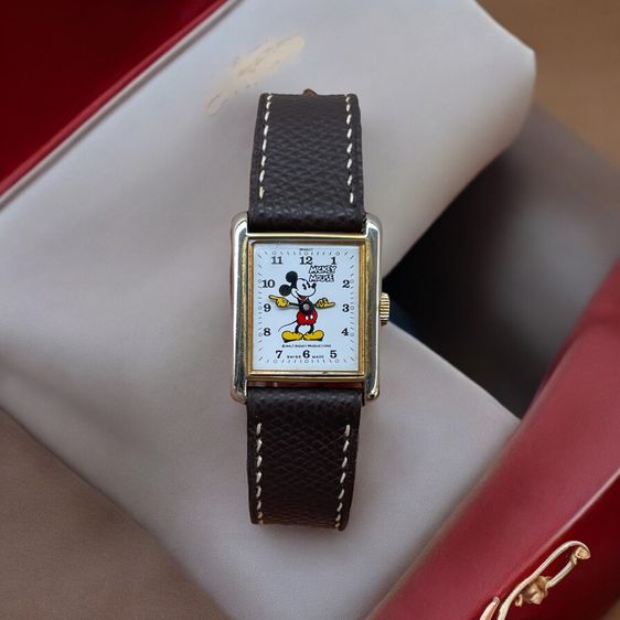 Bradley Tank Mickey Mouse manual winding swiss made🇨🇭Vintage   รูปที่ 2