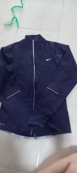 เสื้อ Jacket ผู้หญิง ของแท้ Nike size s รูปที่ 3