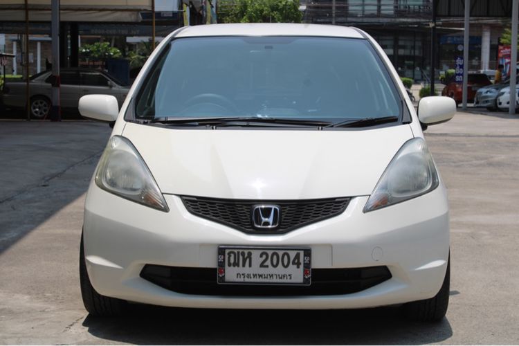 Honda Jazz 2009 1.5 V i-VTEC Sedan เบนซิน ไม่ติดแก๊ส เกียร์อัตโนมัติ ขาว รูปที่ 3