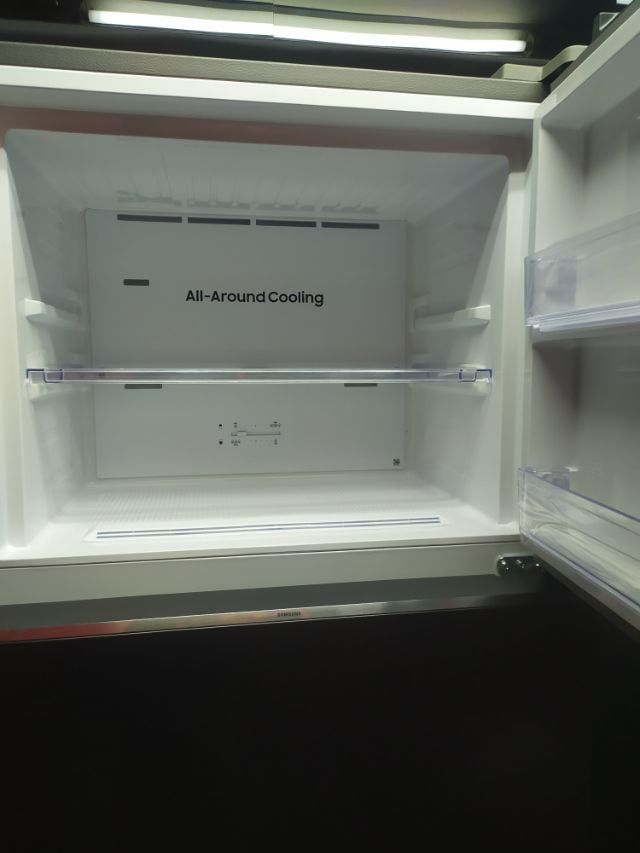 ตู้เย็น samsung 2 ประตู 13.9 คิวลดราคาพิเศษจาก 17,900 บาทเหลือ 11,900 บาท รูปที่ 1