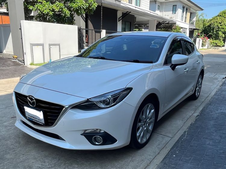 Mazda Mazda3 2015 2.0 S Sports Sedan เบนซิน ไม่ติดแก๊ส เกียร์อัตโนมัติ ขาว รูปที่ 2