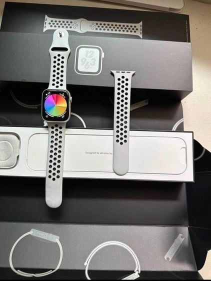 Apple Watch SE Gen NiKE  GPS 40mm สีsilverมือ2สภาพสวยดีสายแท้ครบกล่อง รับเทินรับบัตรเครดิตจ้า รูปที่ 3