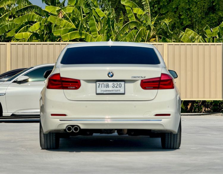 BMW Series 3 2017 320d Sedan ดีเซล ไม่ติดแก๊ส เกียร์อัตโนมัติ ขาว รูปที่ 4