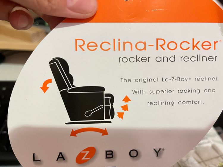 เก้าอี้โยกพักผ่อน Lazyboy รุ่น Rocker Recliner สีน้ำตาล รูปที่ 6