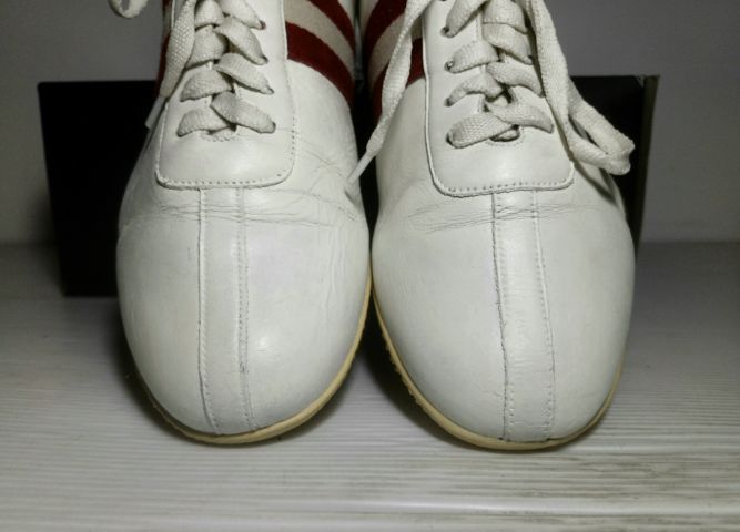 BALLY Sneakers 7.5US 40EU(25.5cm) Original Made in Switzerland ของแท้ มือ 2 สภาพยังใช้งานได้ดี, รองเท้า BALLY หนังแท้ มีรอยขีดข่วนเล็กน้อย รูปที่ 6