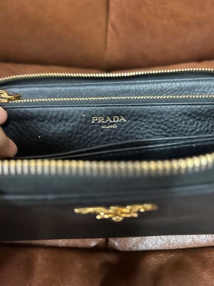 Prada wallet รูปที่ 6