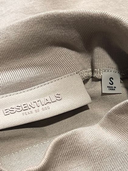 essentials fear of god tee ss23 beige  รูปที่ 8