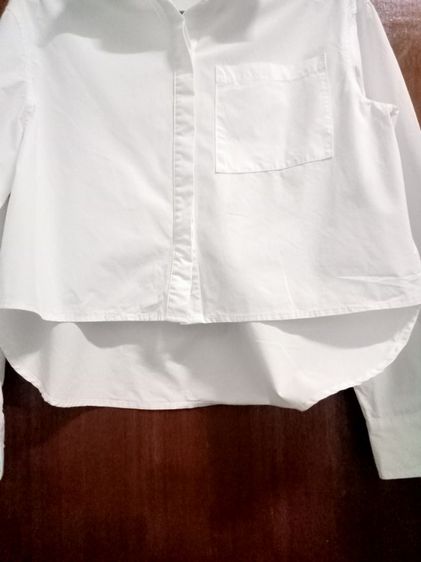 Jaspal white shirt size XS อก 38 ยาว 17 หน้า 20 หลัง แขนยาว 21 ไหล่กว้าง 6 นิ้ว เสื้อผู้หญิงคอปก แขนยาว มีกระเป๋าที่อกซ้าย กระดุมหน้า รูปที่ 6