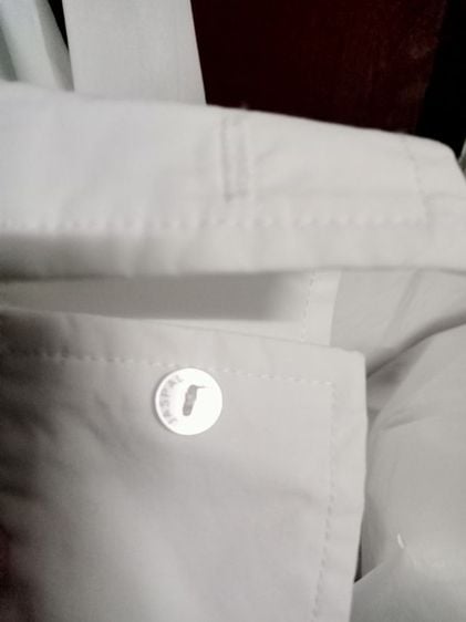 Jaspal white shirt size XS อก 38 ยาว 17 หน้า 20 หลัง แขนยาว 21 ไหล่กว้าง 6 นิ้ว เสื้อผู้หญิงคอปก แขนยาว มีกระเป๋าที่อกซ้าย กระดุมหน้า รูปที่ 11