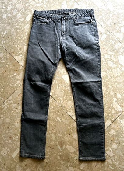 armani​ jeans​ Slim​ เอว​ 34​ ยาว​ 42​ ปลายขากว้าง​ 6.5​ สวย​ สะอาด​ ไม่มีตำหนิ​ ผ้ายืด​ นุ่ม​ ใส่สบายครับ รูปที่ 2