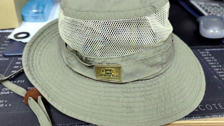 ขายหมวกcamel trophy สีเทาไซด์xlสวยมาก ราคา400บาท รูปที่ 2