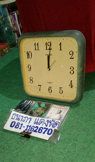 นาฬิกาเก่า SEIKO 490฿รวมส่ง สนใจ0811162670 โทรและไลน์ ใส่ถ่านเดินได้ปกติ เครื่องเดิมไม่เคยเปลี่ยนเครื่อง ขอบโลหะผสมทองแดง ดระจกมีรอยรร้าวตรง รูปที่ 3