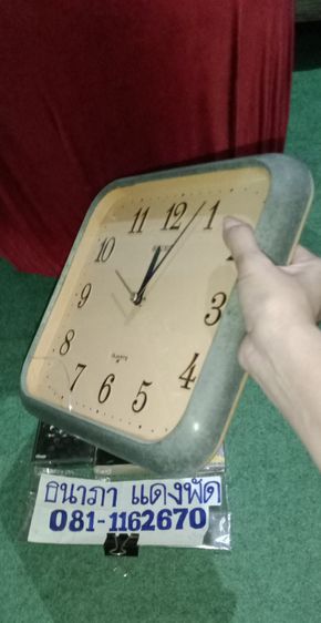 นาฬิกาเก่า SEIKO 490฿รวมส่ง สนใจ0811162670 โทรและไลน์ ใส่ถ่านเดินได้ปกติ เครื่องเดิมไม่เคยเปลี่ยนเครื่อง ขอบโลหะผสมทองแดง ดระจกมีรอยรร้าวตรง รูปที่ 9