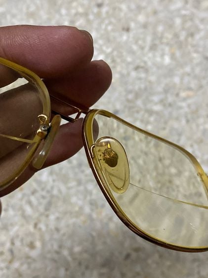 แว่นตายี่ห้อ PERCY  ของแท้มือสอง ทองสวย หน้าใหญ่ ติดเลนส์สายตามา  750฿ รูปที่ 3