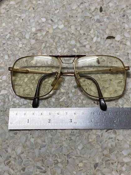 แว่นตายี่ห้อ PERCY  ของแท้มือสอง ทองสวย หน้าใหญ่ ติดเลนส์สายตามา  750฿ รูปที่ 2