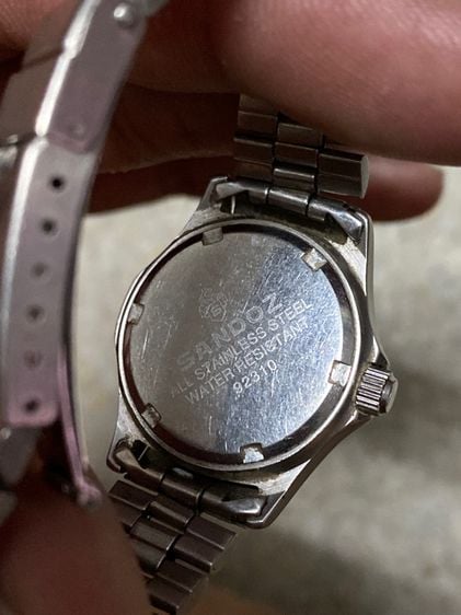 นาฬิกายี่ห้อ SANDOZ  ควอทซ์ ของแท้มือสอง สภาพสวย เลดี้ พรายน้ำสว่างตาแตก สายยาว 7 นิ้วครึ่ง 800฿ รูปที่ 2