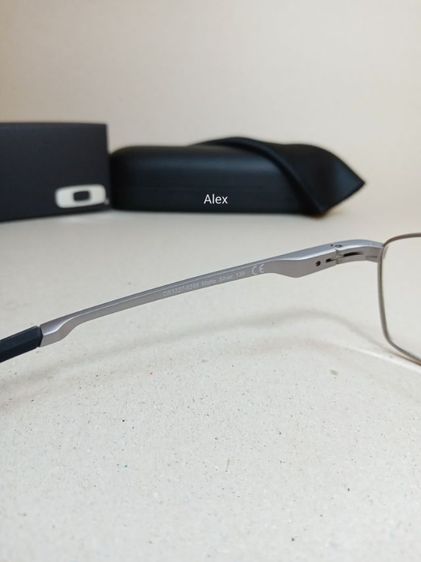 กรอบแว่นตา Oakley Titanium  รูปที่ 9