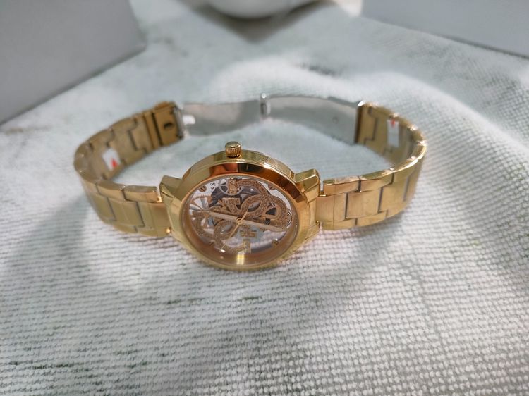 GUESS นาฬิกาข้อมือรุ่น QUATTRO CLEAR GW0300L2 สีทอง รูปที่ 2