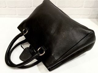 กระเป๋าสะพาย Prada saffiano leather bag-6