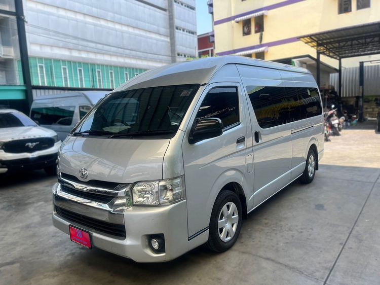 Toyota Commuter 2019 3.0 Van ดีเซล ไม่ติดแก๊ส เกียร์อัตโนมัติ บรอนซ์เงิน รูปที่ 2