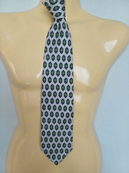 Nina Ricci Silk Tie สีครีม ลายดอกไม้สีเขียว รูปที่ 3