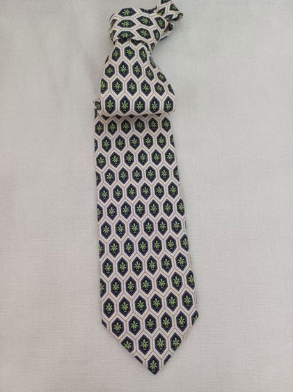 Nina Ricci Silk Tie สีครีม ลายดอกไม้สีเขียว รูปที่ 5