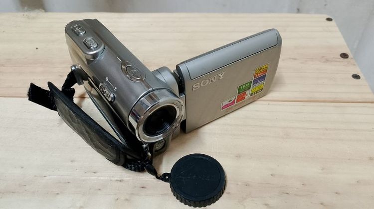 ขายกล้องถ่ายรูปเก่า 
ย้ำ ตีเป็นงานอะไหล่ งานตั้งโชว์  รุ่น Sony 16X Digital Zoom รูปที่ 9