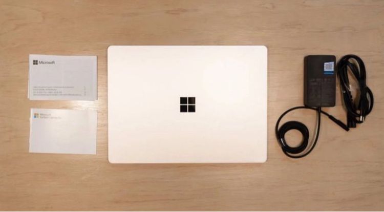 Microsoft Surface Laptop Go รูปที่ 3
