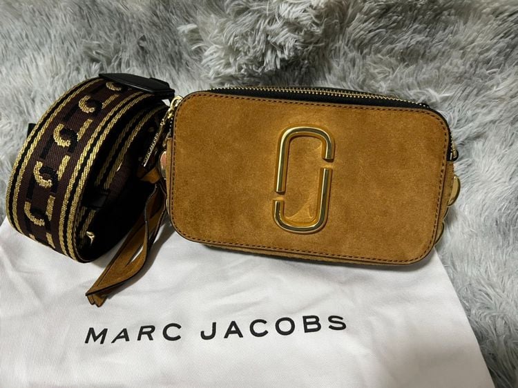 หนังแท้ รุ่น Limited Marc Jacobs snaps short small camera bag สีน้ำตาล อะไหล่ทอง 