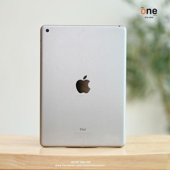 Apple 32 GB iPad Gen 5 WiFi 32GB เครื่องศูนย์ไทย 💰 5,490 บาท