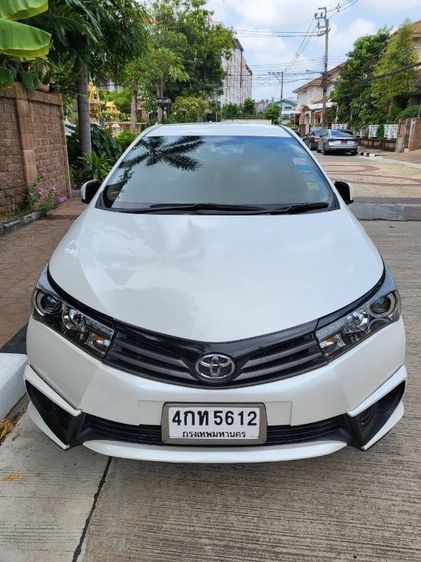 Toyota Altis 2015 1.8 S Sedan เบนซิน ไม่ติดแก๊ส เกียร์อัตโนมัติ ขาว