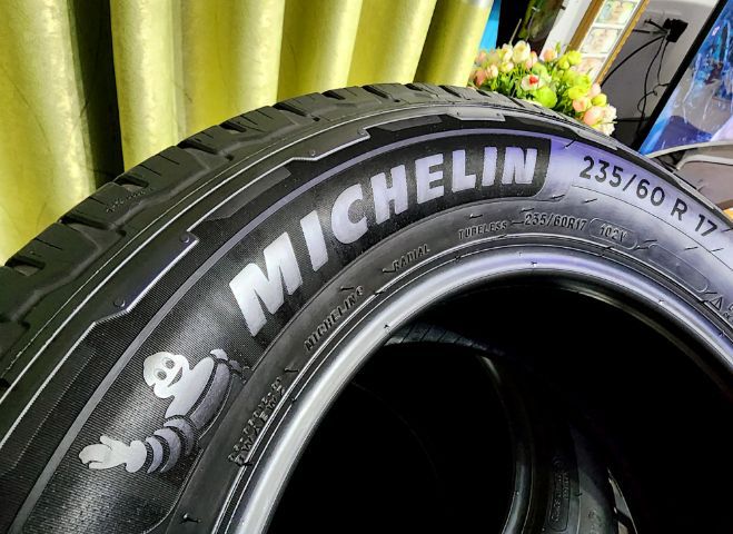 ขายยาง Michelin Primacy SUV ขอบ17 ขนาด 235 60 17 ปี23 (สภาพน้องๆป้ายแดง) รูปที่ 4