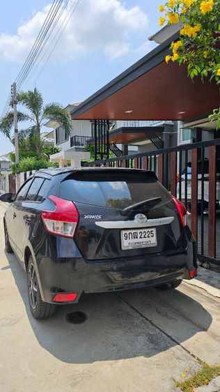 Toyota Yaris 2018 1.2 J Sedan เบนซิน ดำ รูปที่ 4