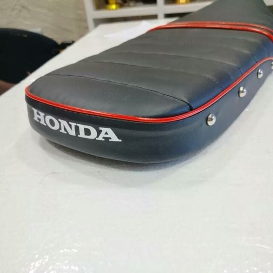เบาะหนัง Honda C70 เป็นของใหม่