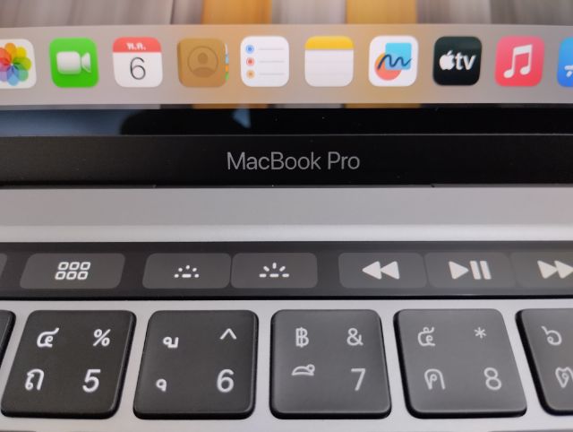 MacBook Pro 13 inch 2020 Touch Bar i5 512GB  รูปที่ 13