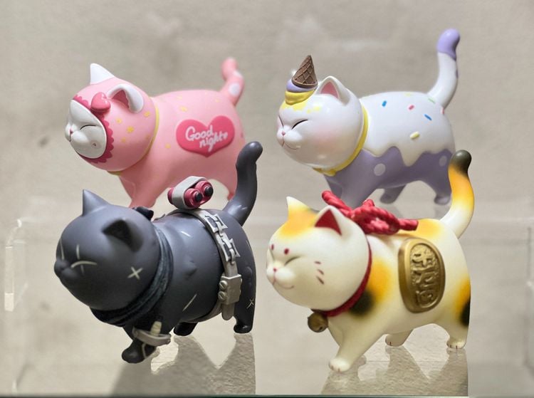 Art toy กล่องสุ่มแมว Cat bell - Actoys ขายเหมา 4 ตัว