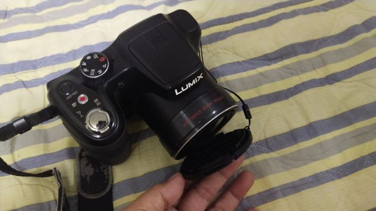 ขายกล้องดิจิตอล พานาโซนิค Panasonic LUMIX DMC-LZ30 Camera

มือสอง ตามภาพ
✅มีการด์1อัน
✅ขายตามภาพ 
✅ใช้งานปกติ
✅35 x zoom
✅กระเป๋า1ใบ รูปที่ 10