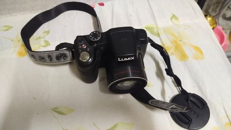ขายกล้องดิจิตอล พานาโซนิค Panasonic LUMIX DMC-LZ30 Camera

มือสอง ตามภาพ
✅มีการด์1อัน
✅ขายตามภาพ 
✅ใช้งานปกติ
✅35 x zoom
✅กระเป๋า1ใบ รูปที่ 9