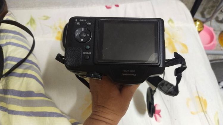 ขายกล้องดิจิตอล พานาโซนิค Panasonic LUMIX DMC-LZ30 Camera

มือสอง ตามภาพ
✅มีการด์1อัน
✅ขายตามภาพ 
✅ใช้งานปกติ
✅35 x zoom
✅กระเป๋า1ใบ รูปที่ 8