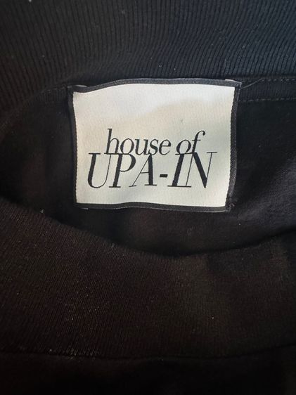 เสื้อยืด house of upa in💯 รูปที่ 6