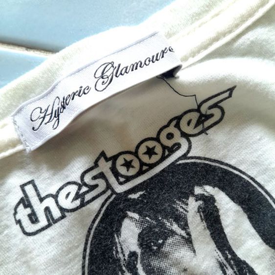 Hysteric Glamour x The Stooges Iggy Pop © 2009 Anthill Trading Portrait Big Logo White 3Q Boat Neck Punk Tee Shirt 
made in Japan
🎌🎌🎌
 รูปที่ 5