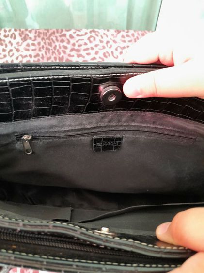 กระเป๋าถือสีดำ ขนาด 14×10.5×5 นิ้ว มือ1  รูปที่ 8