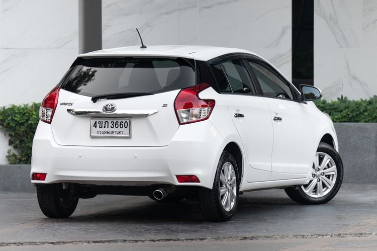 Toyota Yaris 2015 1.2 G Sedan เบนซิน ไม่ติดแก๊ส เกียร์อัตโนมัติ ขาว รูปที่ 3