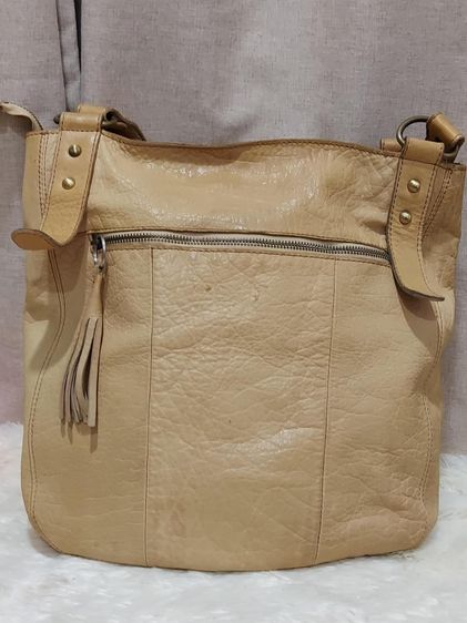 Priority Leather Bag crossbody แบรนด์แท้ ของแท้ กระเป๋าคล้องไหล่ รูปที่ 3
