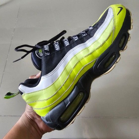 Nike Air Max 95 Volt Golw Size 9 US
 รูปที่ 3