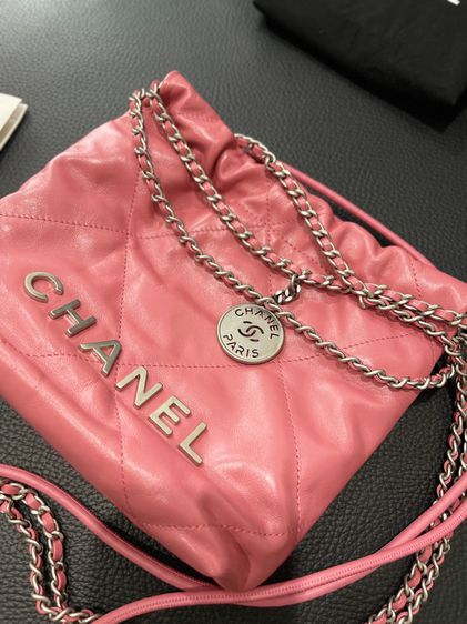 Super Like New CHANEL 22 small 2023 รูปที่ 6
