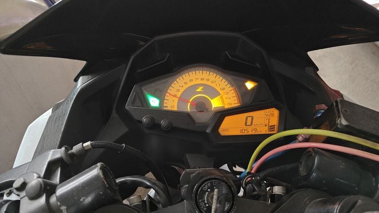 Kawasaki Ninja While color Low Mileage, Excellent Condition